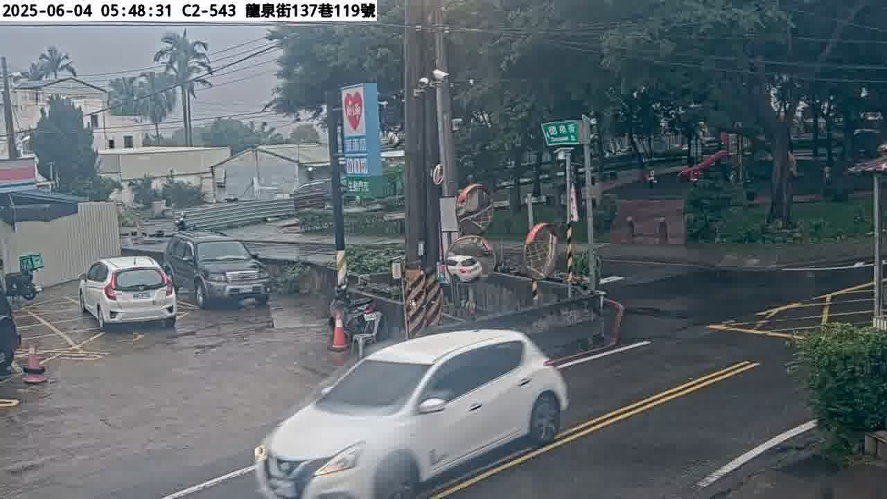 水利署水資源  桃園巿政府水務局 C2-543 龍泉街137巷88號 距離2.1公里 氣溫28.5度