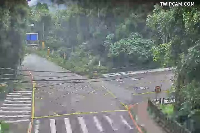 溪頭第一入口即時影像｜第一停車場 / 151縣道