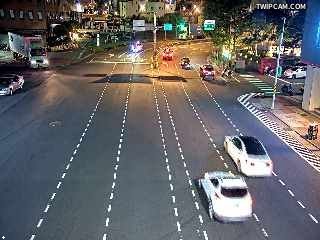 桃園市道路 (CCTV282)桃園區 經國路與和愛路、水汴二街即時影像