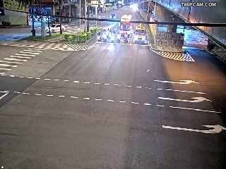 桃園市道路 (CCTV126)桃園區 經國路與新南路即時影像