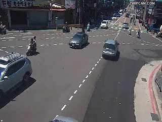 桃園市道路 (CCTV234)平鎮區 延平路與中豐路即時影像