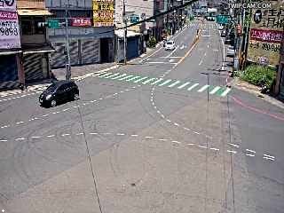 桃園市道路 (CCTV264)新屋區 中山東路一段與校前路、梅高路三段路口即時影像