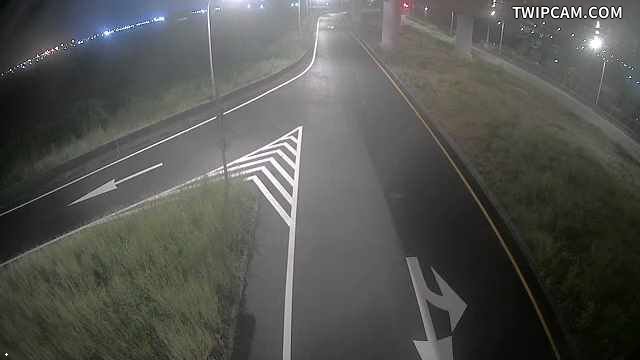 台南市道路 新市區 新港社大道與南135西北桿(向北)-廣角即時影像