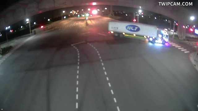台南市道路 長和路一段與北外環道路口北桿(向北)-廣角即時影像