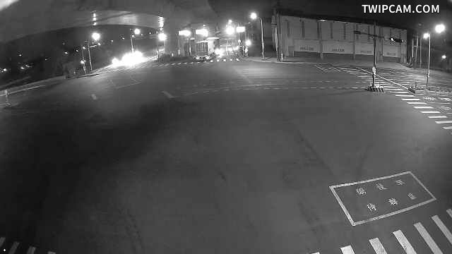 台南市道路 長和路一段與北外環道路口東桿北側(向西)-廣角1即時影像