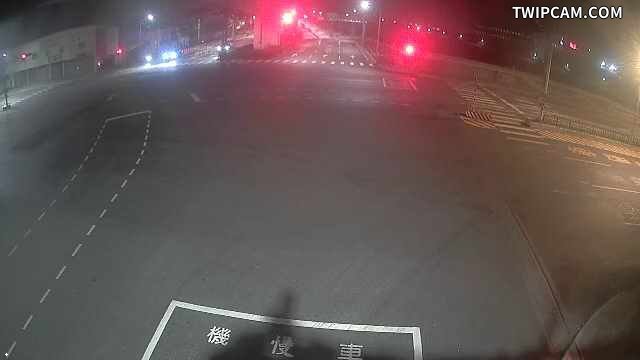 台南市道路 長和路一段與北外環道路口西桿南側(向東)-廣角即時影像