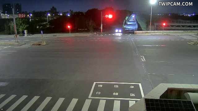 台南市道路 永康區 永安路與河堤道路口東桿(向西)即時影像