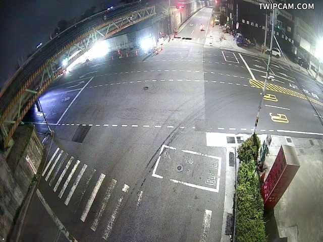 台南市道路 仁德區 太子路與高速一街口南桿(向北)-廣角即時影像