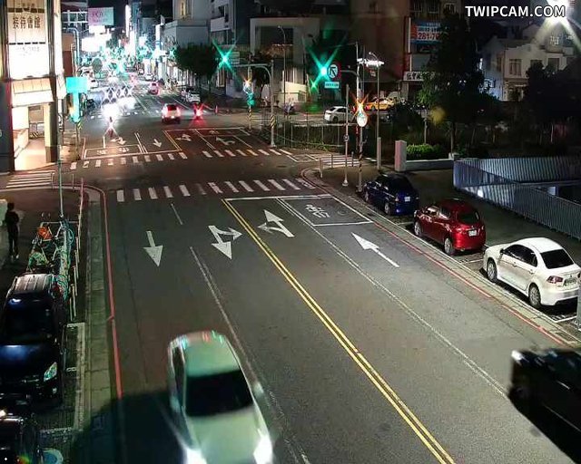台南市道路 金華路三段與中正路口北桿(向南)即時影像
