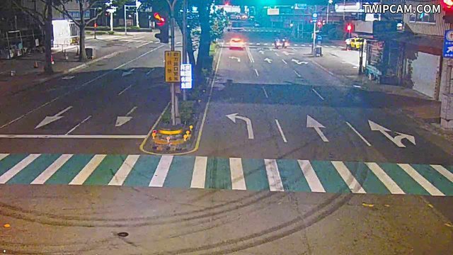 台中市道路 [07068]中清路/清武巷(右側車流往文心路),Zhongqing Rd./Qingwu Ln. (Right side Traffic flow to Wenxin Rd.)即時影像