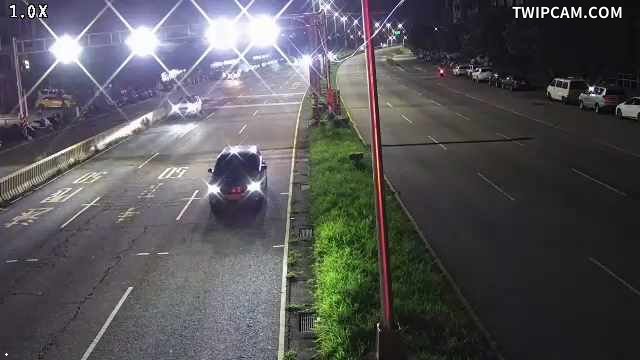 台中市道路 [33292]向上路六段 (右側車流往環中路),Sec. 6, Xiangshang Rd./Ziqiang Rd.(Right side Traffic flow to Huanzhong Rd.)即時影像