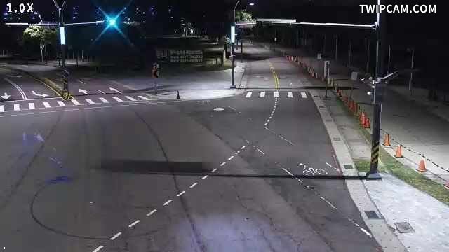 台中市道路 [07317]凱旋路/僑大八街 (右側車流往經貿五路)Kaixuan Rd./Qiao Da 8th St.  (Right side Traffic flow to Jingmao 5th Rd.)即時影像